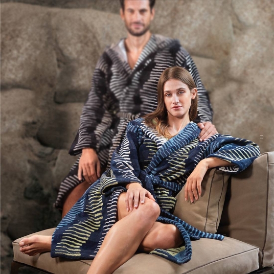 Accappatoio Spugna Con Cappuccio Carrara Naxos Velour